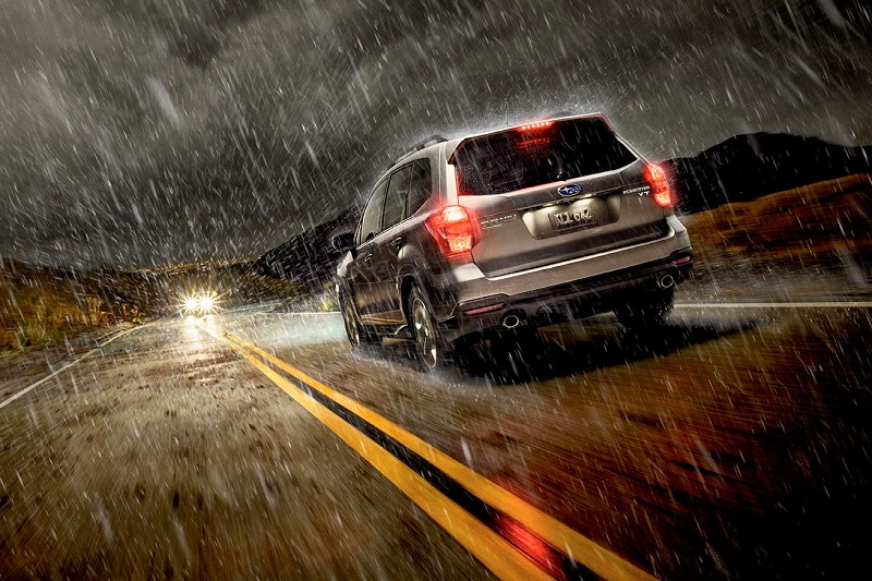 Những lưu ý khi sử dụng ô tô mùa mưa- Đỗ xe tránh vị trí nào?