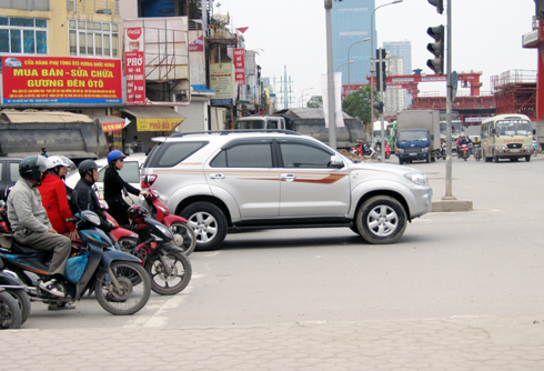 Những thói quen lái xe nguy hiểm của tài xế Việt cần bỏ ngay